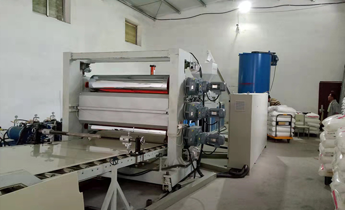 感謝江蘇客戶(hù)選購(gòu)青航塑機(jī)